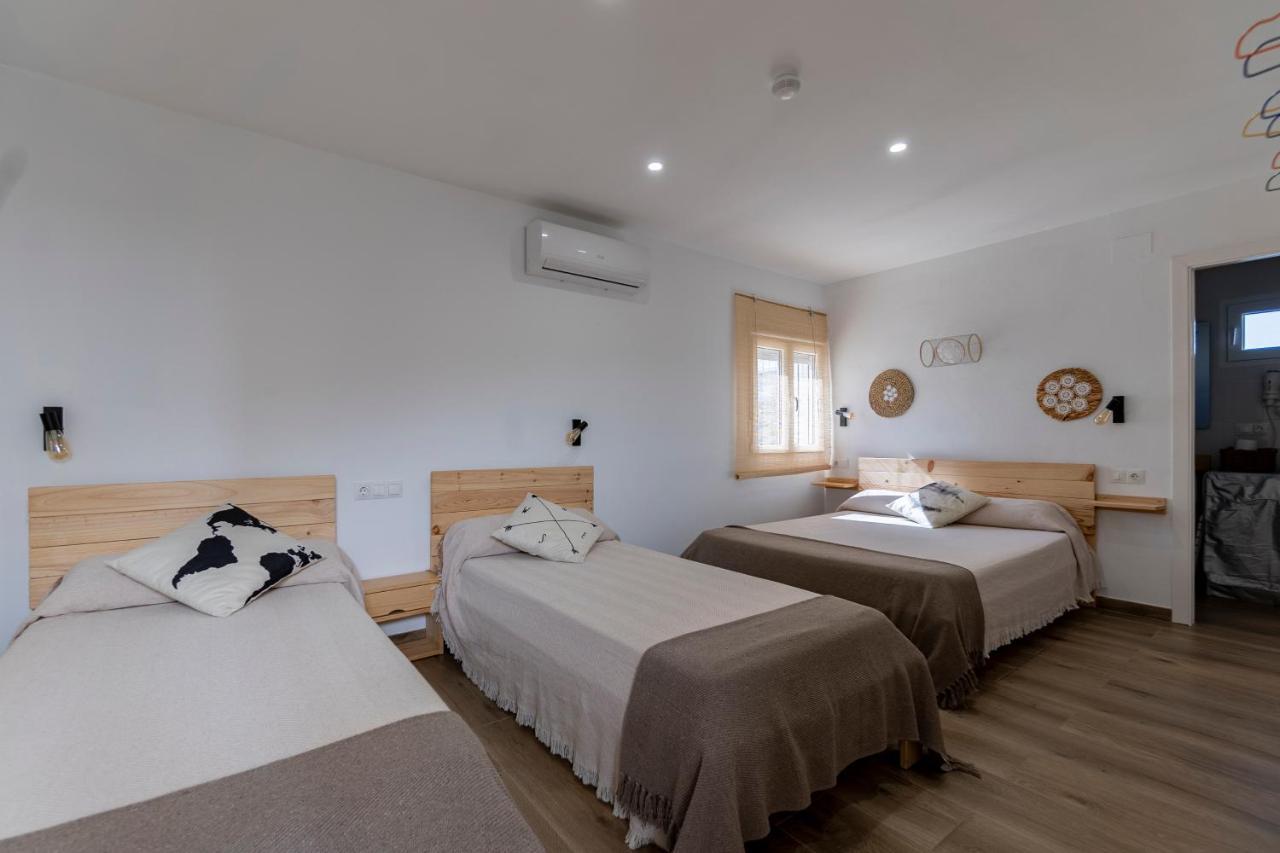 Cal Xot Guest House El Poblenou del Delta Luaran gambar